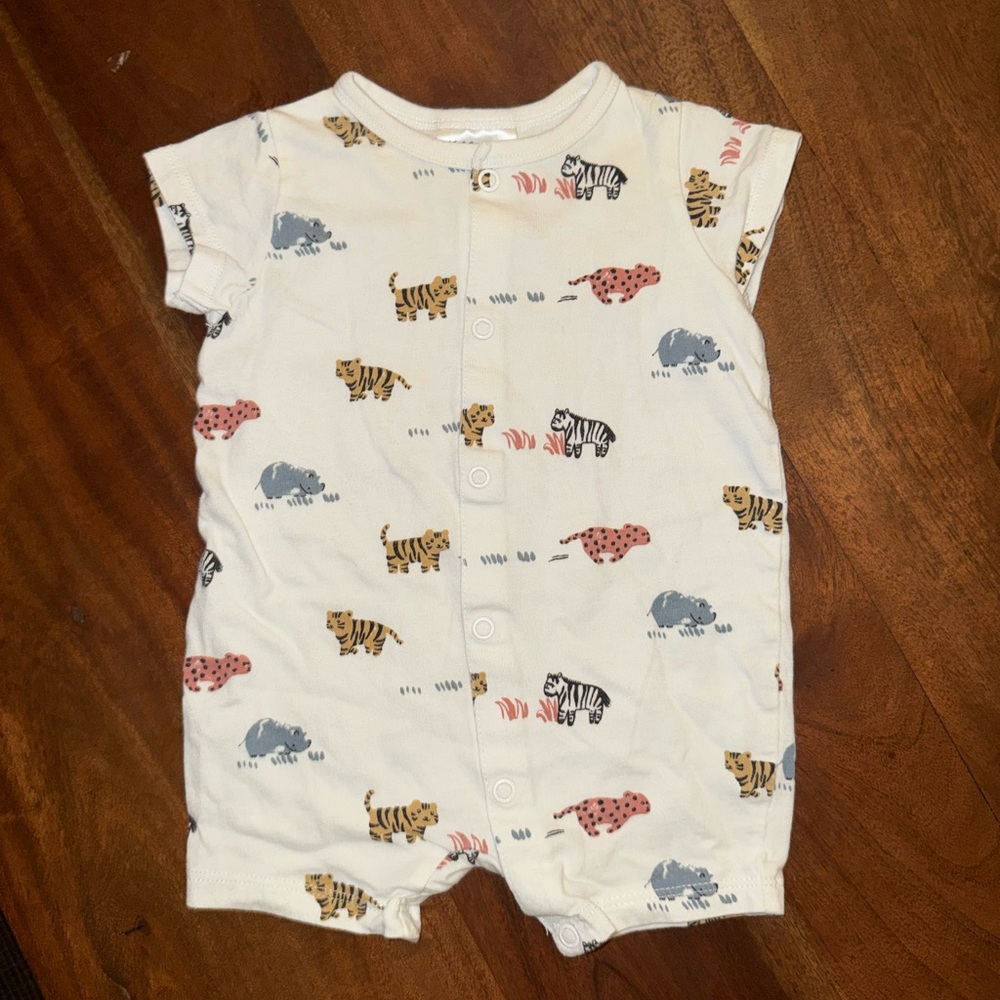 H&M White Bodysuit with‎ Animal Print